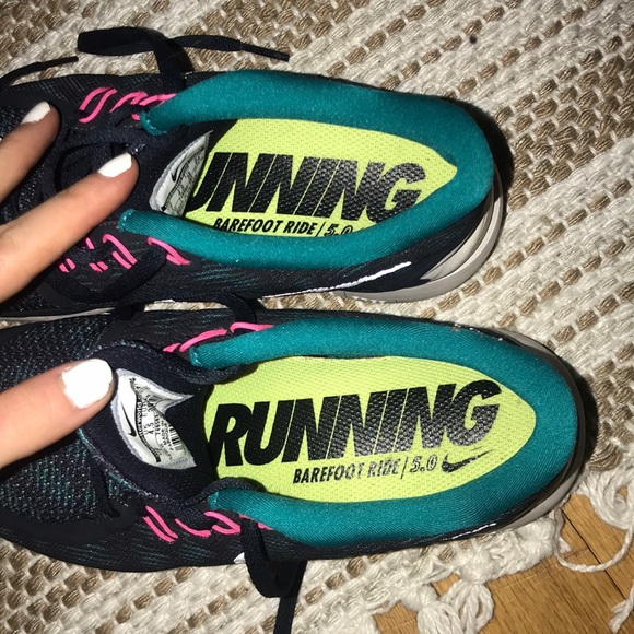 New Nike Trainers - Picture 5 of 5